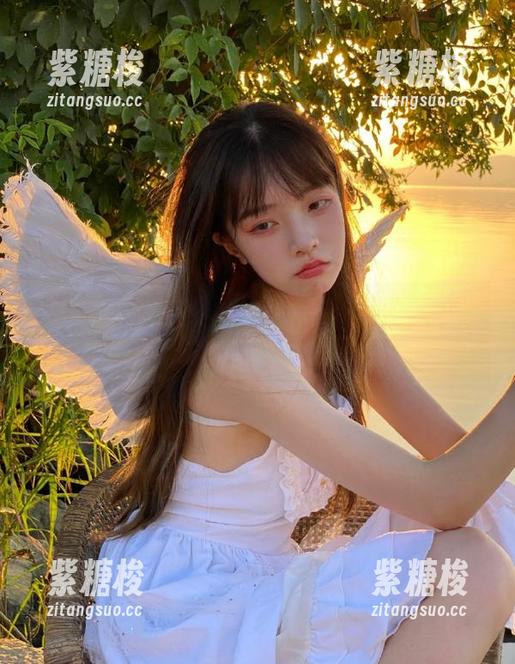 首页热闹非凡，www.17上的瓜，表面光鲜内心苦啊！