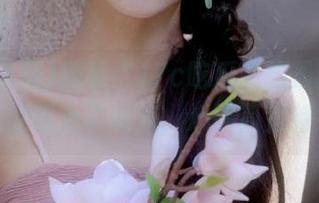观看“17c吃瓜”的最新动态，感觉跟上了潮流，心情简直特好！