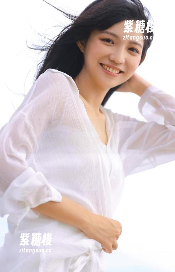 在17吃瓜官网上观看，仿佛走进了吃瓜的奇幻世界，停不下来！