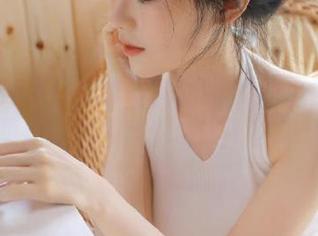 无意间刷到的17吃瓜网视频，里边的尬聊我到底该不该捧场？