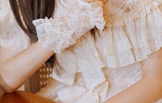 观看“51.cg”的时候，我心里总想：今天的瓜有多好吃？