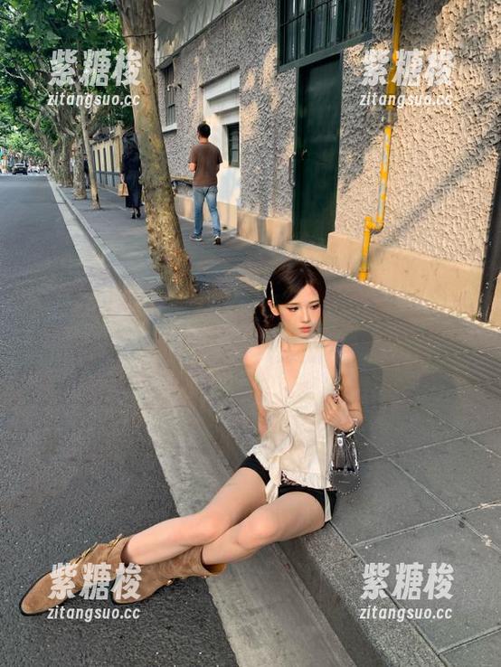 收藏“51bl15”，仿佛自己也成了一个小侦探，瑟瑟发抖！