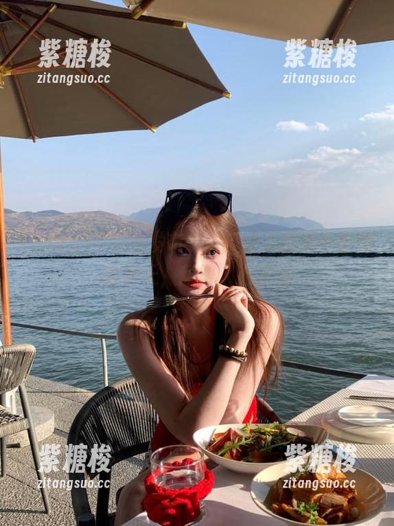 51cg 51cg发布:这瓜让人想起小时候的夏天,甜得人心发慌