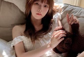突然开始观看51fun，感受到了朋友圈里的“潮流”。