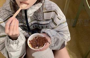 51吃瓜官网，观看时不禁想要键盘侃侃而谈