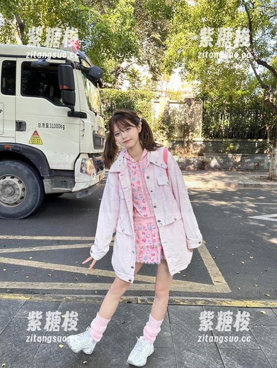 快来51吃瓜，把黑料加到收藏夹，让你的朋友也惊呆！