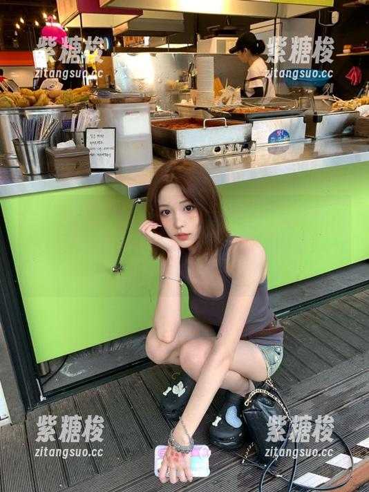 观看718.sx，没想到今日的目标是为明天的八卦备战，好吧，继续为不离婚的CP打call吧！