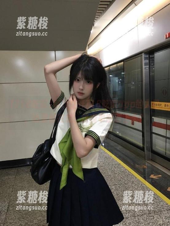 每次打开718吃瓜app的入口，心里都在想，这肉串能否上天？
