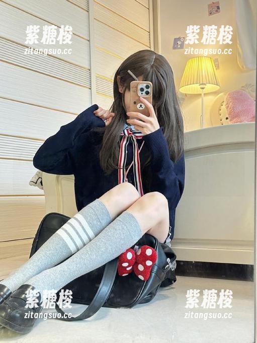 突然想到，92吃瓜网站的爆料是不是有点过火？小声八卦一下...