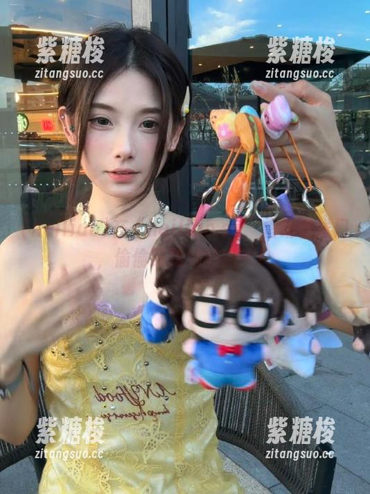 在“heiliao.su”借助传送门，偷偷跟踪她的新欢！