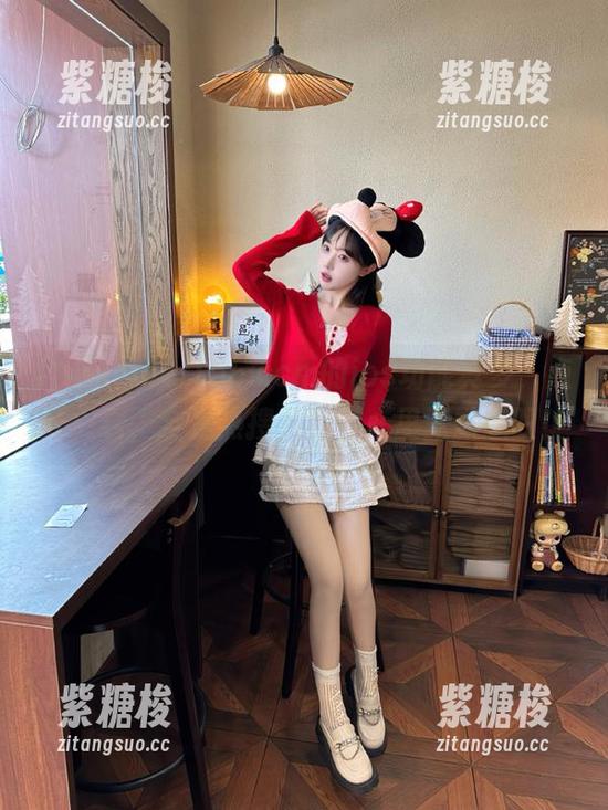hlw155.ccm的ios功能真多，点开一看，全是热搜八卦，心里默默感叹！