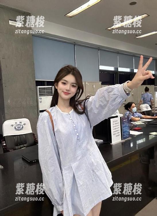 zzzttt 有人说,下载zzzttt48.com就能获得吃瓜超能力?我试试!