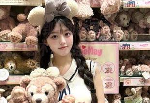 初到首页全网吃瓜，读着各种奇葩评论，忍不住想给他们发条亲切的emoji。