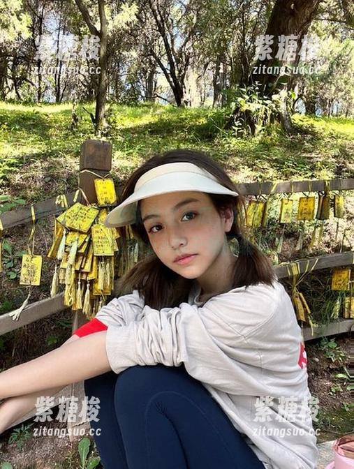 本来专注吃瓜，结果发现…我被吃瓜导航app的干预围绕着了！