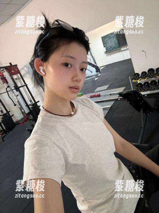 吃瓜网 吃瓜网苹果版,八卦更方便,手指一滑,瓜吃得贼爽!