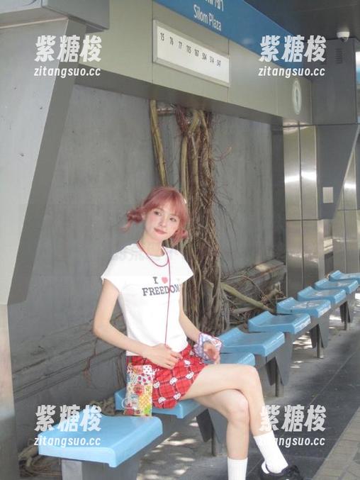 吃瓜网首页更新得快，黑料不打烊，我的荒诞小说续集都不能跟上。