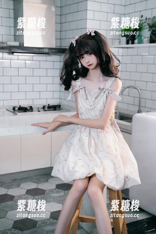 下载个黑料不打烊，轻松吃瓜，顺便聊聊你心中的‘瓜’！