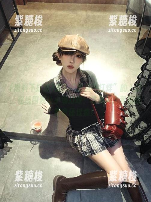 潜入“黑料不打烊”的入口，在线围观让小编打呼：这黑料比我吃的零食还过瘾！