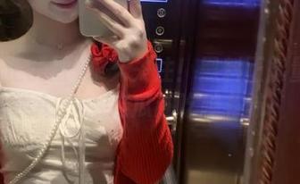永久关注！黑料正能量苹果版APP，这瓜越吃越有味。