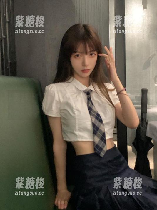 跟着黑料正能量zzzttt导航，轻松跨越吃瓜界的传送门！
