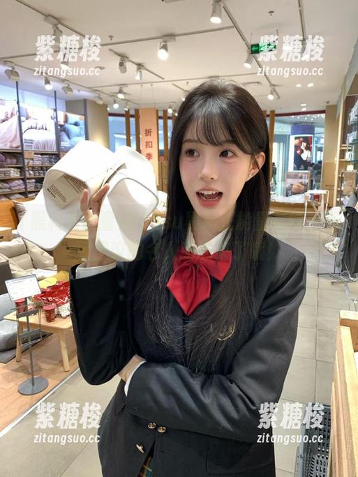 黑料正能量 998su黑料正能量在线,不可思议的名人动态来了哦!