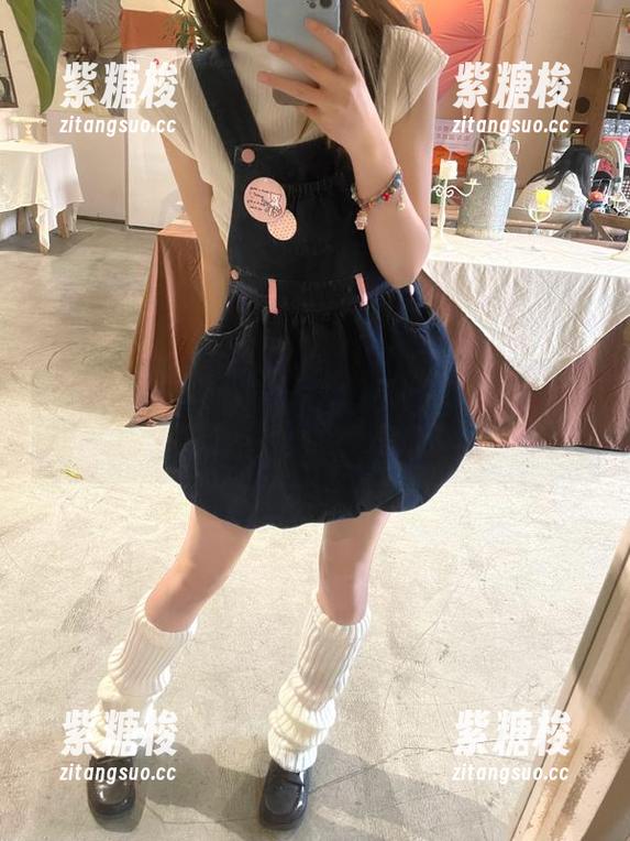 “黑料正能量”（继续在线），观看即是一种特殊的快感……