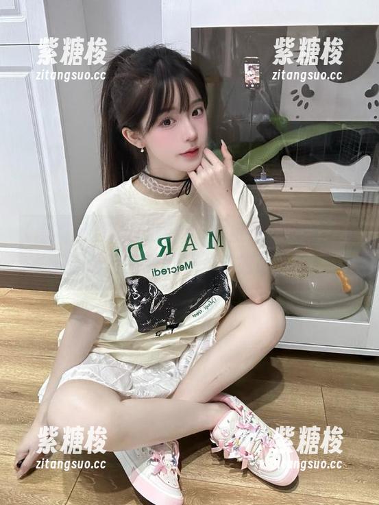 黑料网 黑料网网站,态度放松地站在入口,欢迎各位找寻八卦的勇士们!