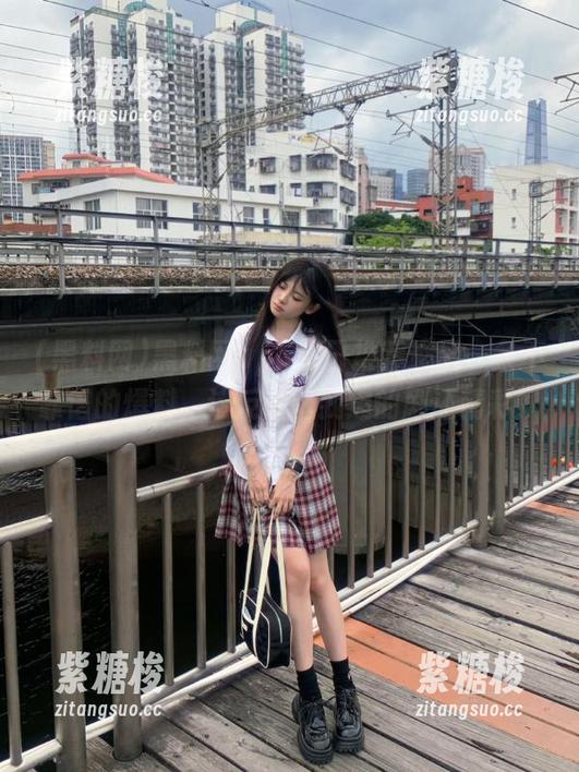 黑料网app今日推荐：又一条不靠谱的爆料，这反转比我追的剧还精彩！
