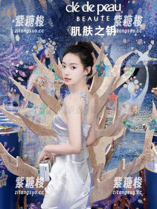 黑网料 “黑网料”网页,你什么时候能让我见识点新鲜的?